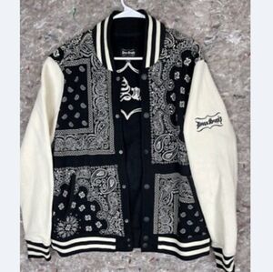 Men's Black and Cream Paisley Jacket